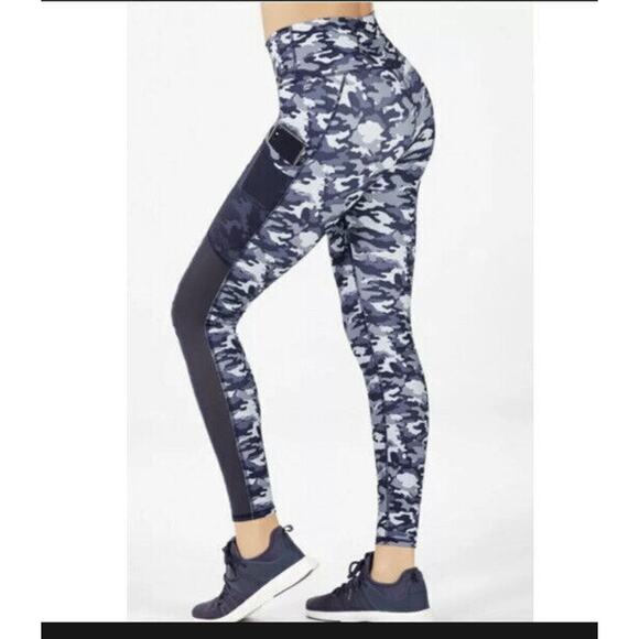 NWT Fabletics Printed Powerhold Mila High Waisted Leggings Blue Camo XXS - Picture 4 of 4